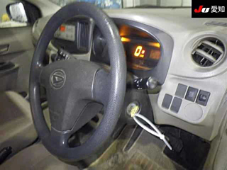 DAIHATSU MIRA E S 2011