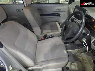 DAIHATSU MIRA E S 2011