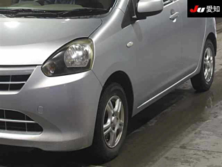 DAIHATSU MIRA E S 2011