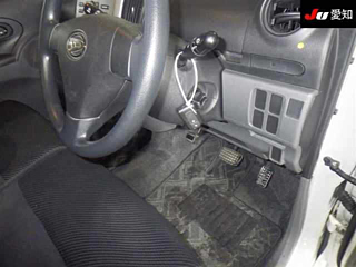 DAIHATSU TANTO 2008
