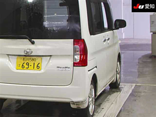 DAIHATSU TANTO 2014
