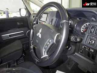MITSUBISHI DELICA D5 2010