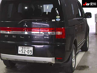 MITSUBISHI DELICA D5 2010