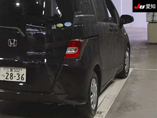 HONDA FREED 2011