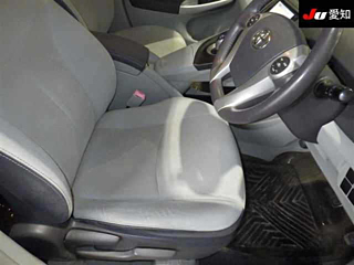 TOYOTA PRIUS 2011
