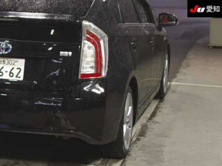 TOYOTA PRIUS 2013