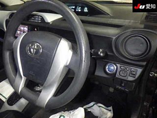 TOYOTA AQUA 2014