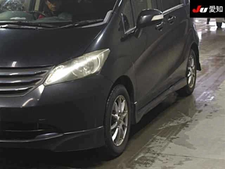HONDA FREED 2009