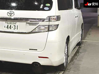TOYOTA VELLFIRE 2014