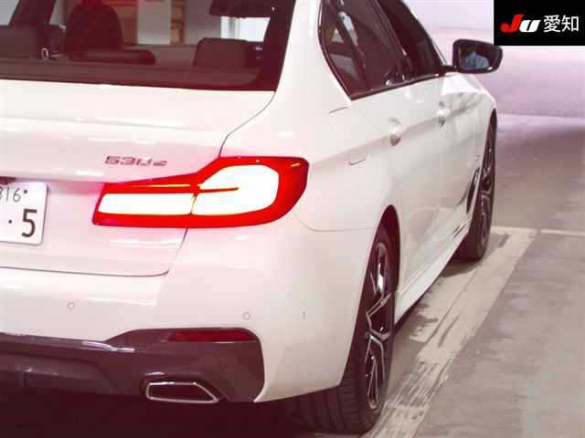 BMW 5 SERIES 2021