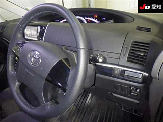 TOYOTA ESTIMA 2012