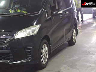 HONDA FREED 2014