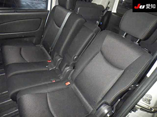 NISSAN SERENA 2013