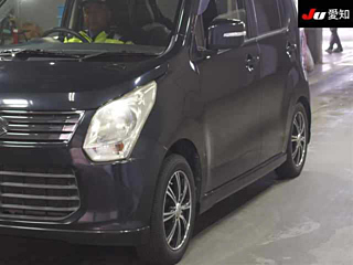SUZUKI WAGON R 2013