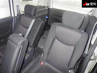 NISSAN SERENA 2013