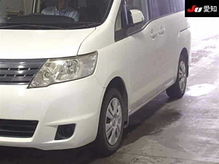 NISSAN SERENA 2010