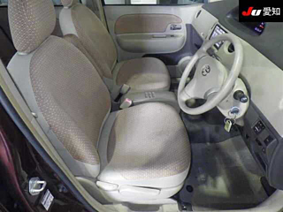 TOYOTA SIENTA 2011