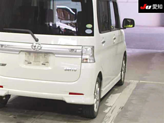 DAIHATSU TANTO 2012