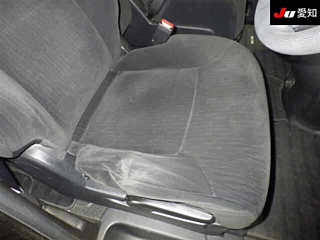 NISSAN SERENA 2010
