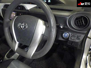 TOYOTA AQUA 2014
