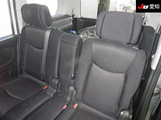 NISSAN SERENA 2013