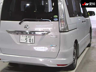 NISSAN SERENA 2013