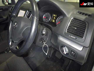 VOLKSWAGEN SHARAN 2012