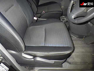 TOYOTA VOXY 2008