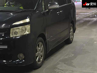 TOYOTA VOXY 2008