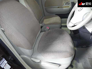 TOYOTA SIENTA 2013
