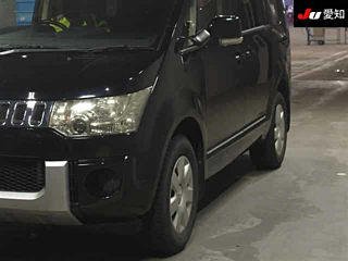 MITSUBISHI DELICA D5 2011