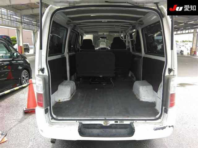 NISSAN CARAVAN VAN 2010