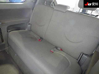 TOYOTA PORTE 2010