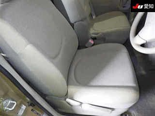 TOYOTA PORTE 2010