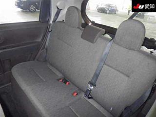 TOYOTA PORTE 2012