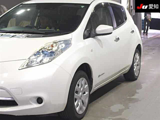 NISSAN LEAF 2017