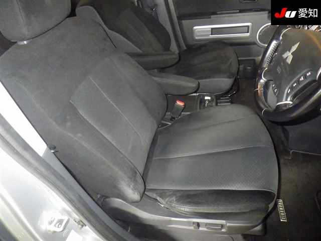 MITSUBISHI DELICA D5 2008