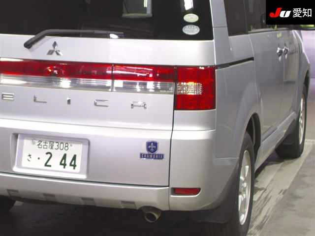MITSUBISHI DELICA D5 2008