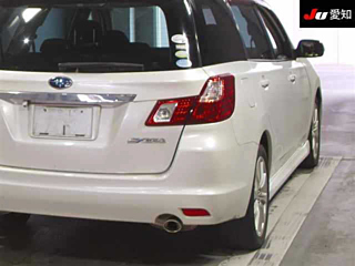 SUBARU EXIGA 2010