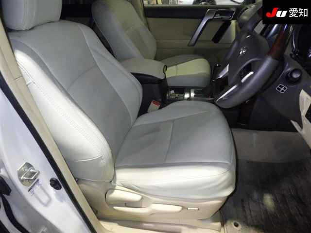 TOYOTA LAND CRUISER PRADO 2016