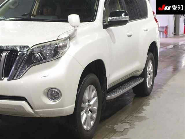 TOYOTA LAND CRUISER PRADO 2016