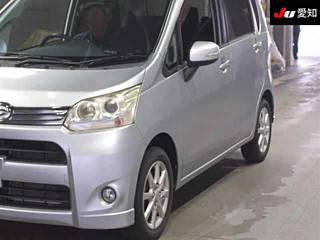 DAIHATSU MOVE 2012