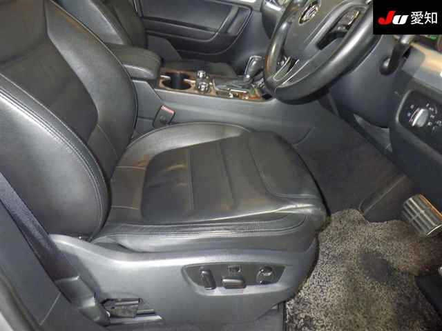 VOLKSWAGEN TOUAREG 2013