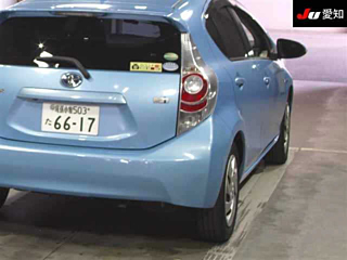 TOYOTA AQUA 2012