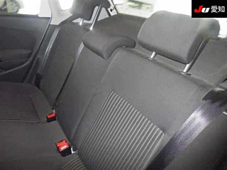 VOLKSWAGEN POLO 2013