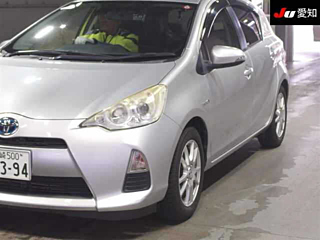 TOYOTA AQUA 2012