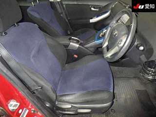 TOYOTA PRIUS 2014