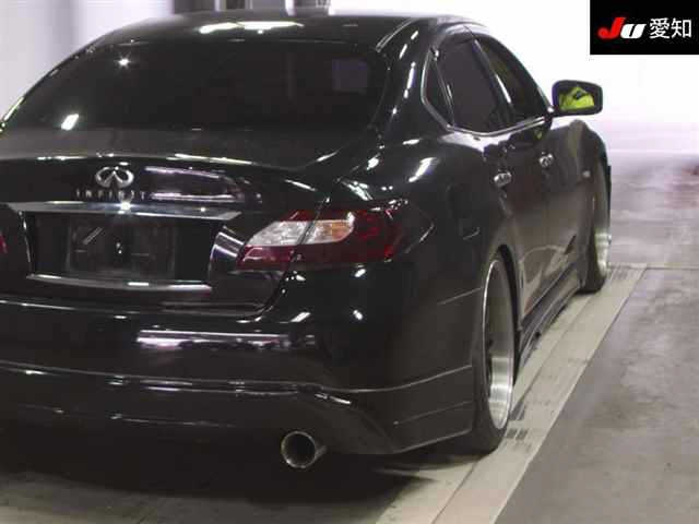 NISSAN FUGA 2010