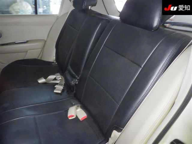NISSAN TIIDA 2009