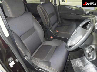 NISSAN SERENA 2009